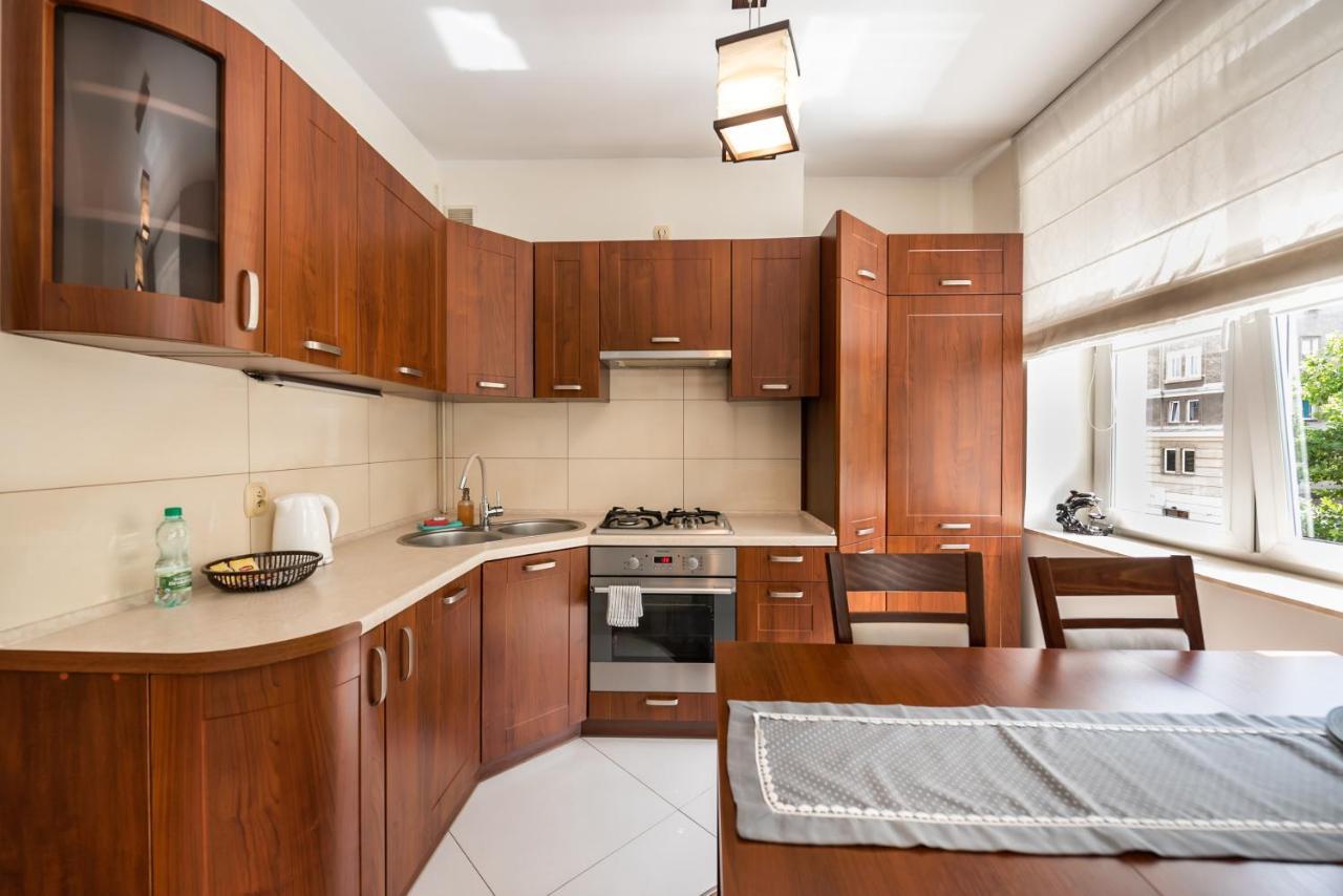 Ogrodowa Warm Wood Apartment Варшава Экстерьер фото