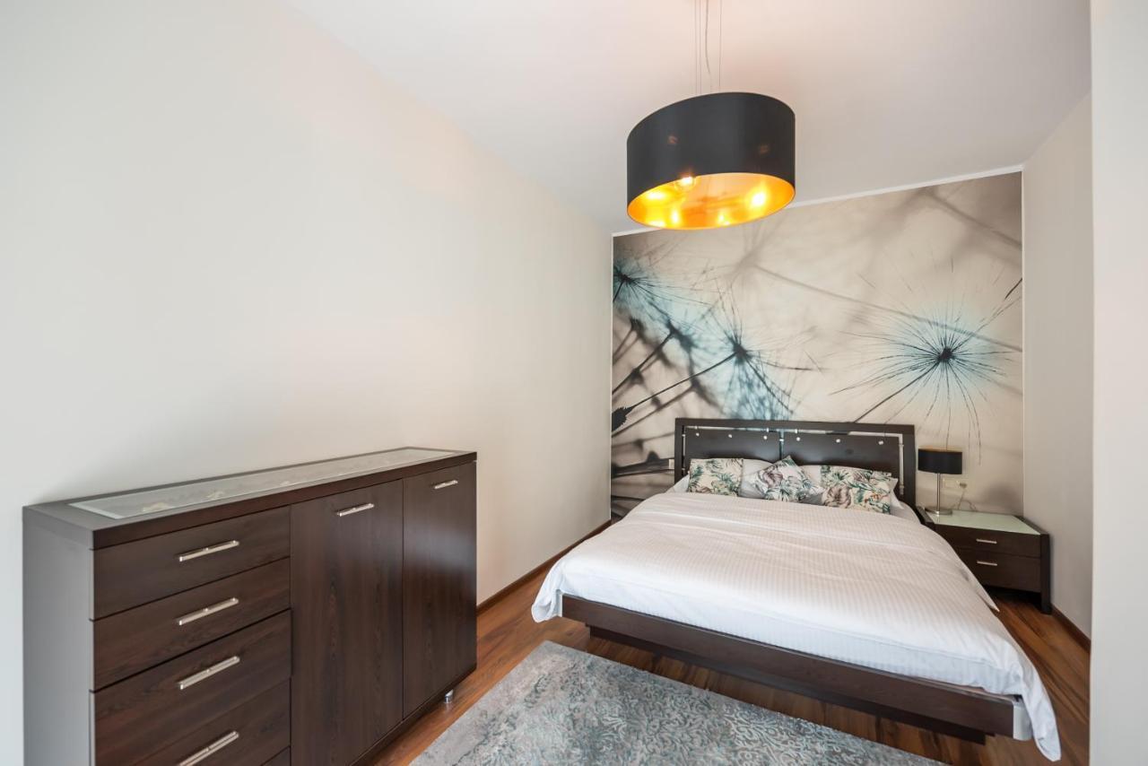 Ogrodowa Warm Wood Apartment Варшава Экстерьер фото