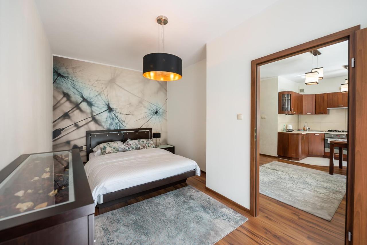 Ogrodowa Warm Wood Apartment Варшава Экстерьер фото